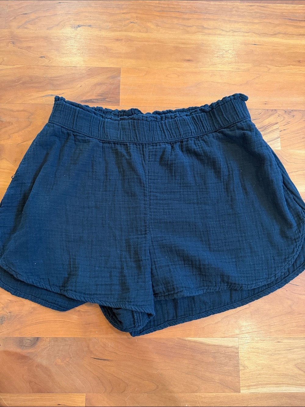 Universal Thread Black Elastic-Waist Pull-On Shorts